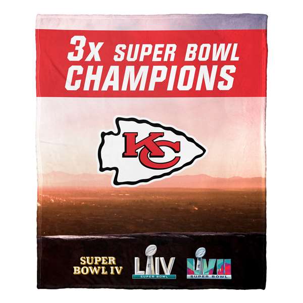 2023 Super Bowl LVII Dueling Teams Chiefs Eagles Pennant Flag